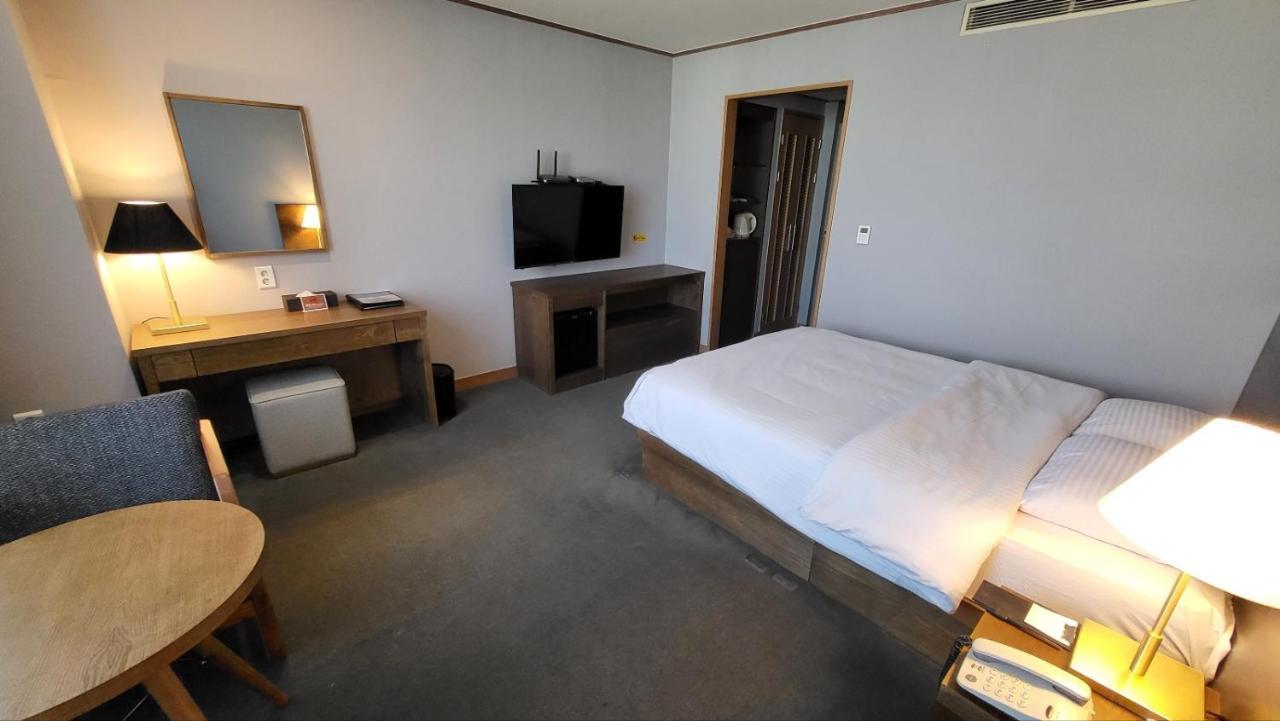 Queenvell Hotel Daegu Zewnętrze zdjęcie